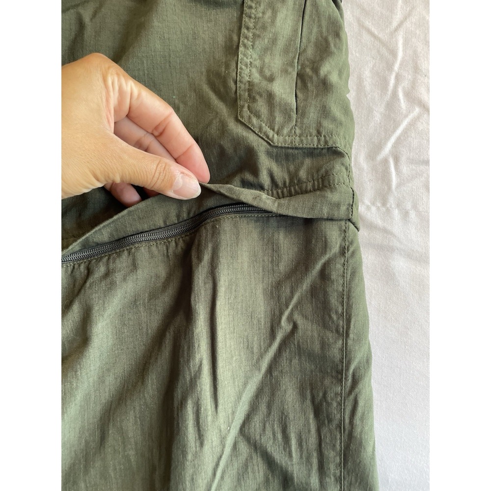LL Bean Pants Men's LG Hiking Outdoor Utility Lightweight Belt Green Convertible - Picture 3 of 11